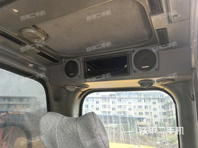 座椅后部（駕駛室部分）