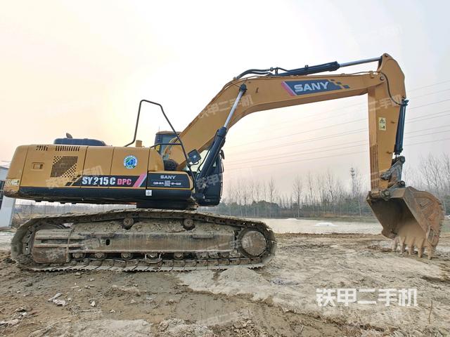 整機(jī)右后45°(整機(jī)外觀) 整機(jī)右后45°(整機(jī)外觀)