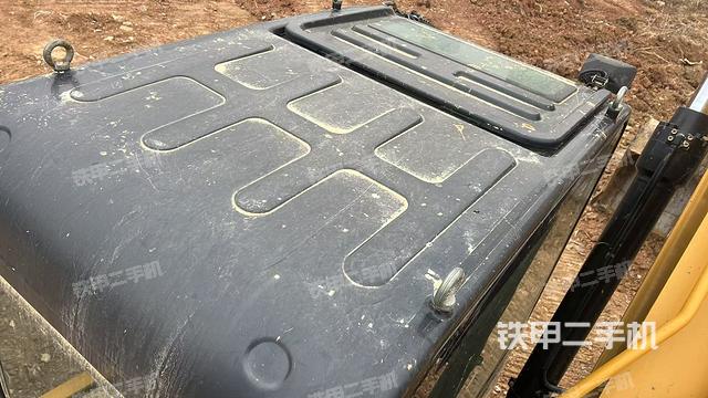 駕駛室頂部俯視（上車部件）