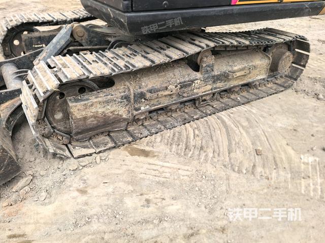 左側(cè)履帶整體?（行走機構(gòu)）