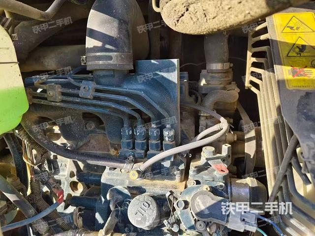 发动机整体俯视（整机外观）