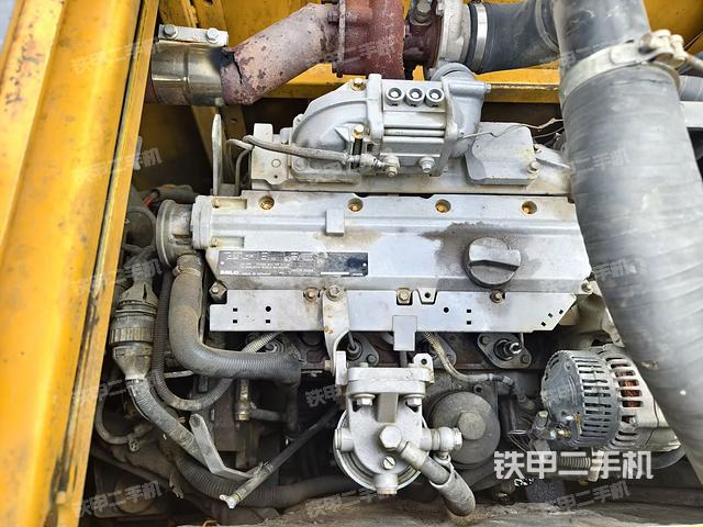 发动机整体俯视（整机外观）