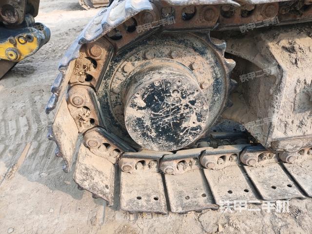 右驅(qū)動(dòng)輪(行走機(jī)構(gòu)) 右驅(qū)動(dòng)輪(行走機(jī)構(gòu))