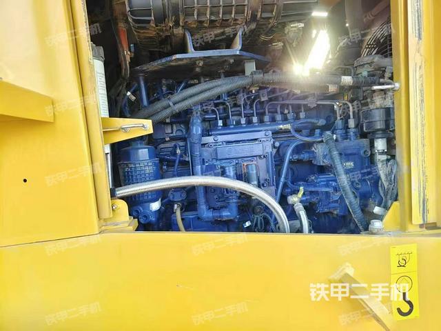 發(fā)動機左側(cè)（整機外觀及大件）