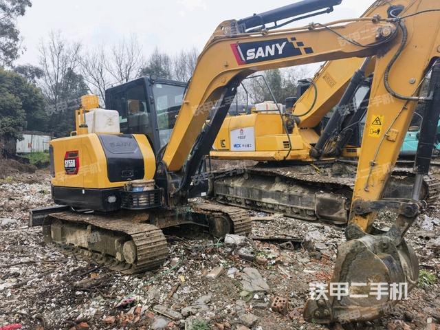 右前45(整機(jī)外觀) 右前45(整機(jī)外觀)