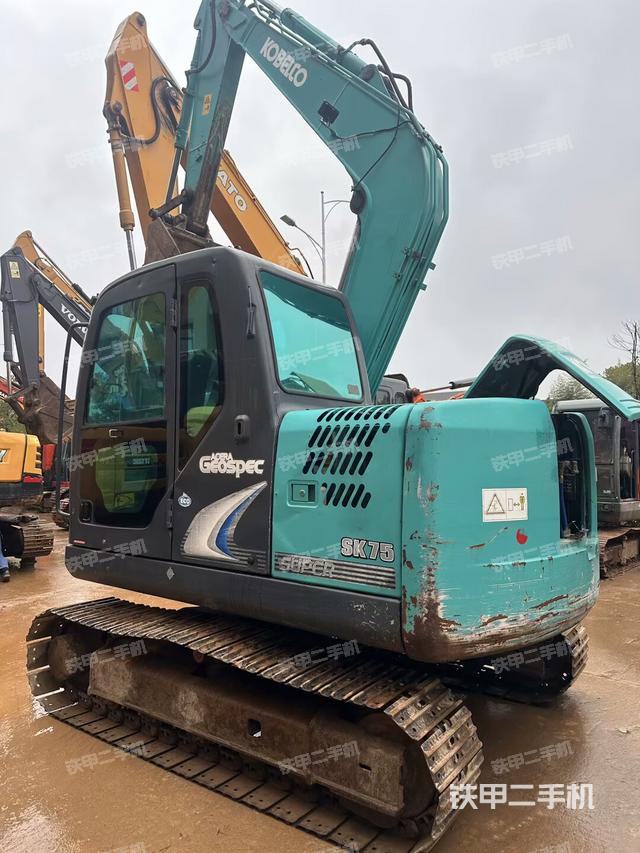 整机右后45°（整机外观）