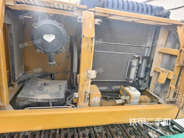 散熱器正面（大件艙室）