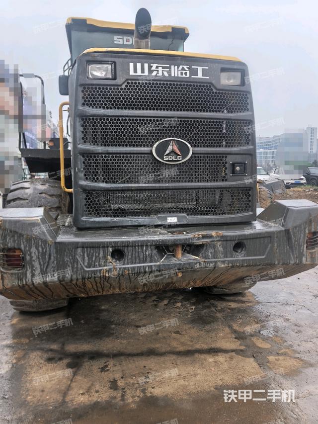 正后方(整機(jī)外觀) 正后方(整機(jī)外觀)