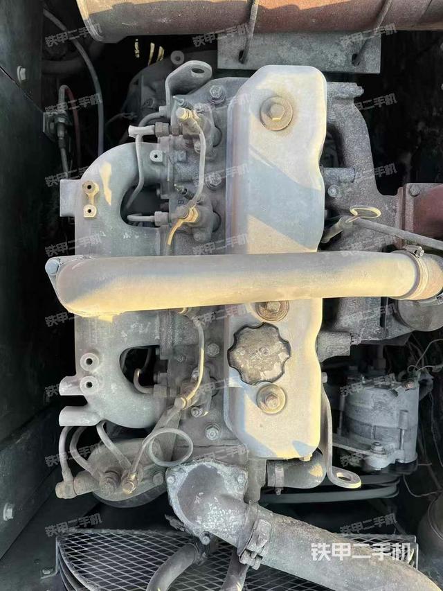 發(fā)動(dòng)機(jī)整體俯視(整機(jī)外觀) 發(fā)動(dòng)機(jī)整體俯視(整機(jī)外觀)