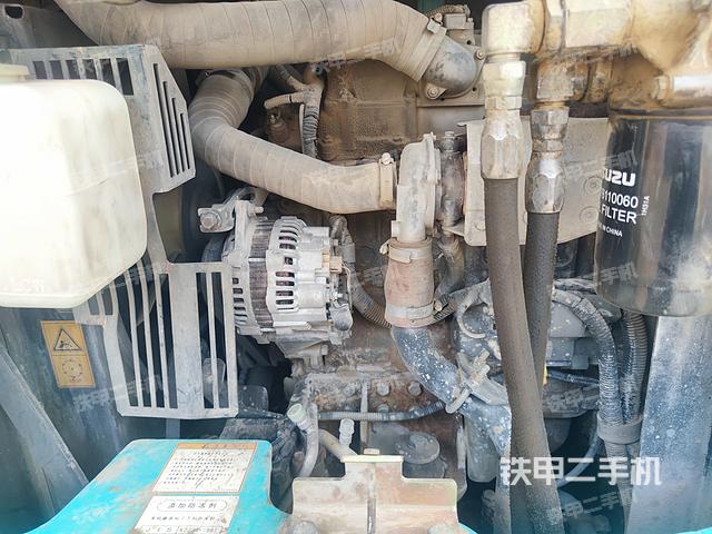 发动机整体俯视（整机外观）