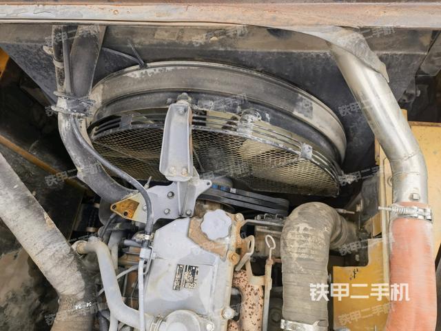 水箱+風(fēng)扇特寫(xiě)(上車(chē)部件) 水箱+風(fēng)扇特寫(xiě)(上車(chē)部件)