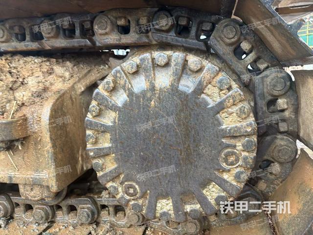 右導(dǎo)向輪（行走機(jī)構(gòu)）