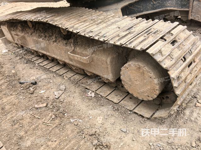 左導(dǎo)向輪（行走機(jī)構(gòu)）