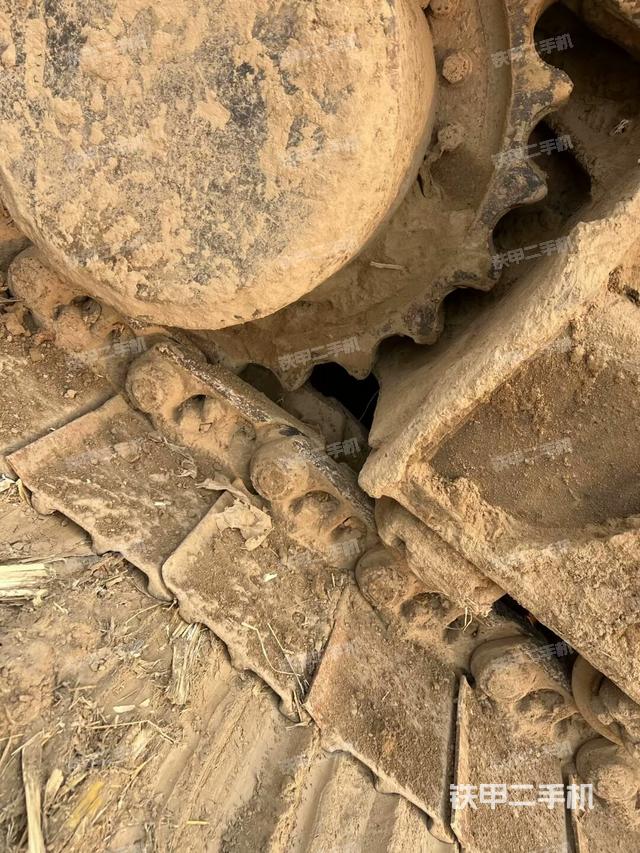 駕駛室頂部（整機(jī)外觀(guān)）