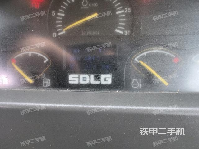 小時(shí)表里程數(shù)(駕駛室部分) 小時(shí)表里程數(shù)(駕駛室部分)