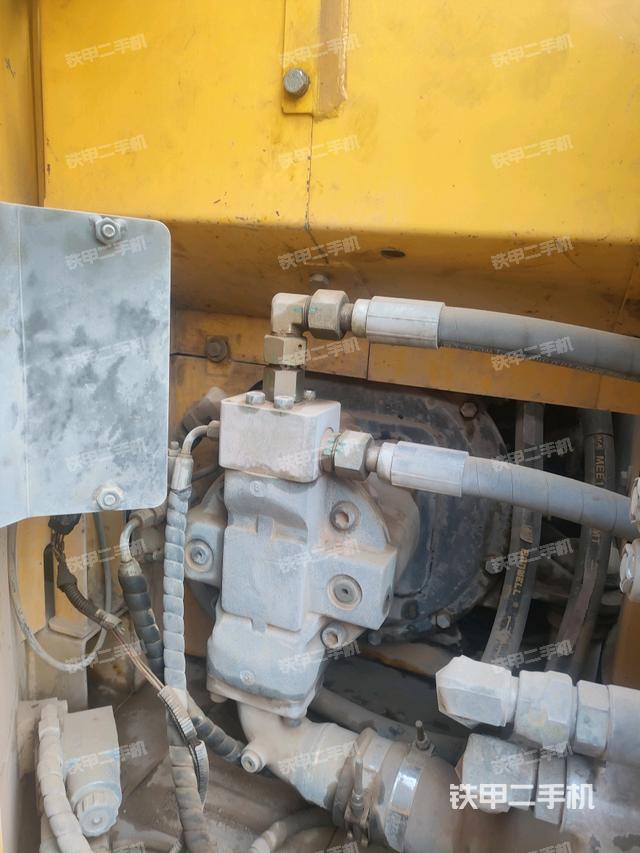 液壓泵室(大件艙室) 液壓泵室(大件艙室)