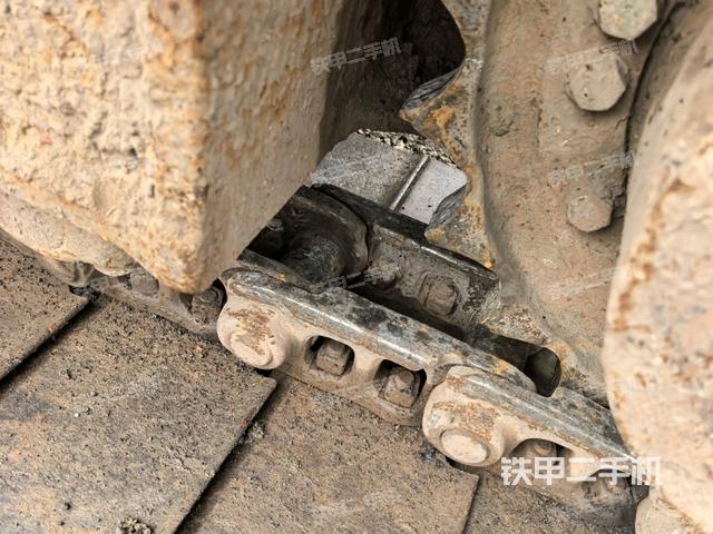 右側(cè)履帶整體（行走機(jī)構(gòu)）