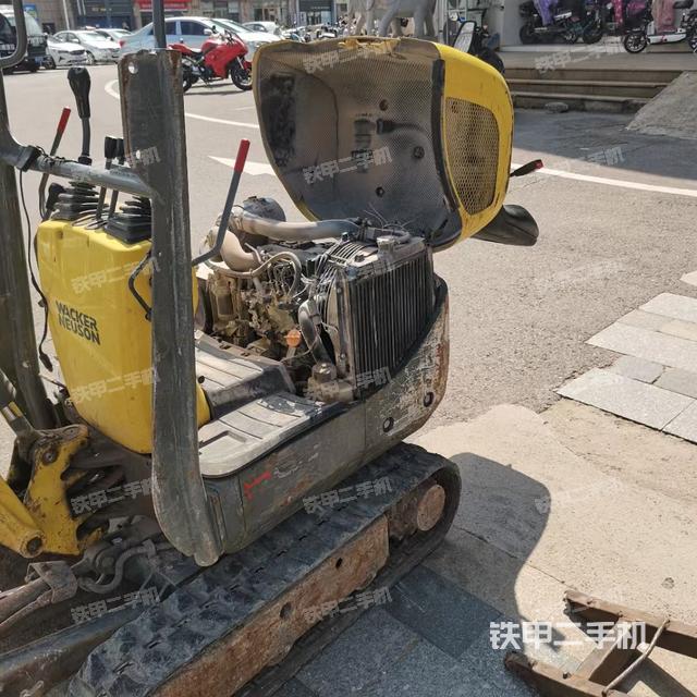 单侧履带整体（整机外观）