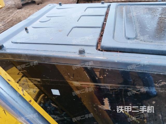 駕駛室頂部（整機(jī)外觀）