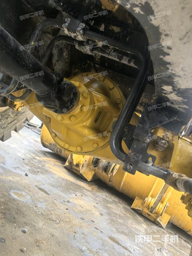 前驅(qū)動(dòng)橋(液壓/傳動(dòng)系統(tǒng)) 前驅(qū)動(dòng)橋(液壓/傳動(dòng)系統(tǒng))