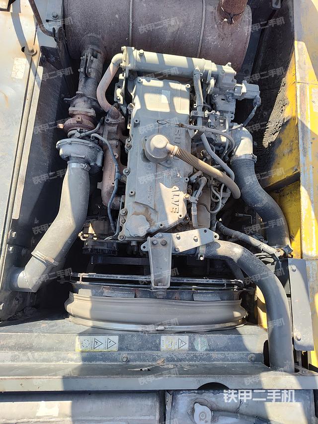 發(fā)動機(jī)整體俯視（整機(jī)外觀）