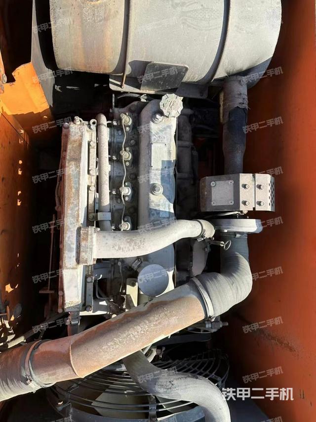 发动机整体俯视（整机外观）