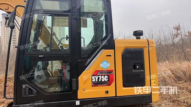 ?駕駛室正側(cè)（駕駛室部分）