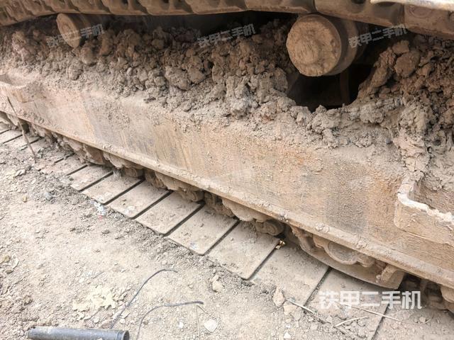 左側(cè)行走馬達(dá)蓋板（行走機(jī)構(gòu)）