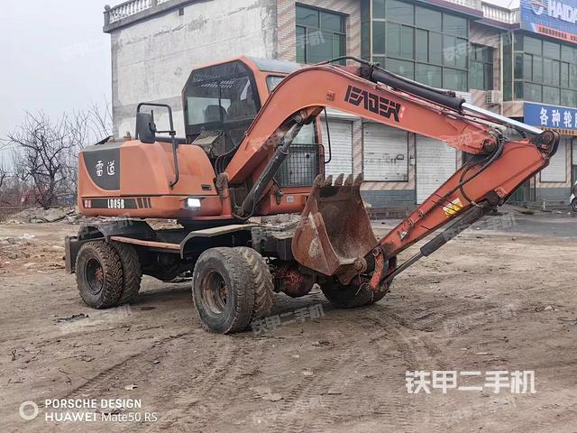 整機右后45°（整機外觀）