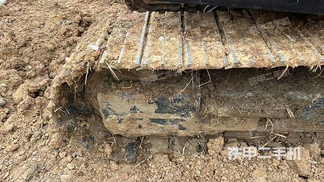 右導(dǎo)向輪（行走機(jī)構(gòu)）