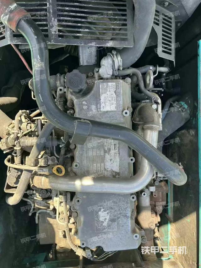 发动机整体俯视（整机外观）