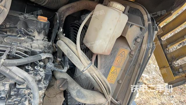水箱+風(fēng)扇特寫(上車部件) 水箱+風(fēng)扇特寫(上車部件)