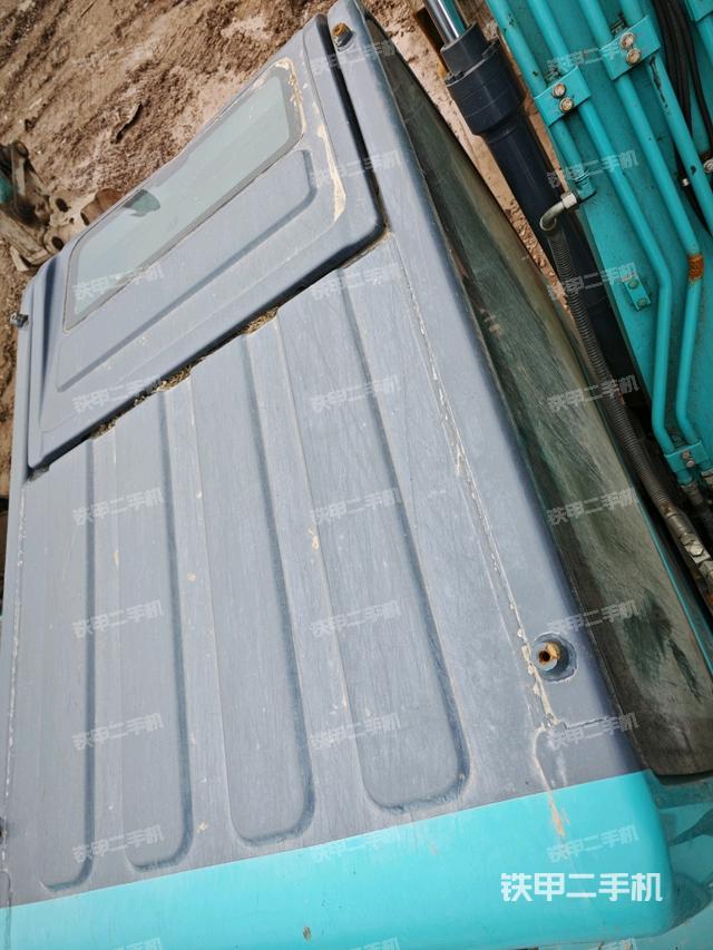 駕駛室頂部俯視(上車部件) 駕駛室頂部俯視(上車部件)