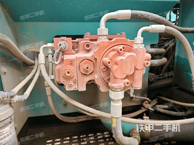 液壓泵室(大件艙室) 液壓泵室(大件艙室)