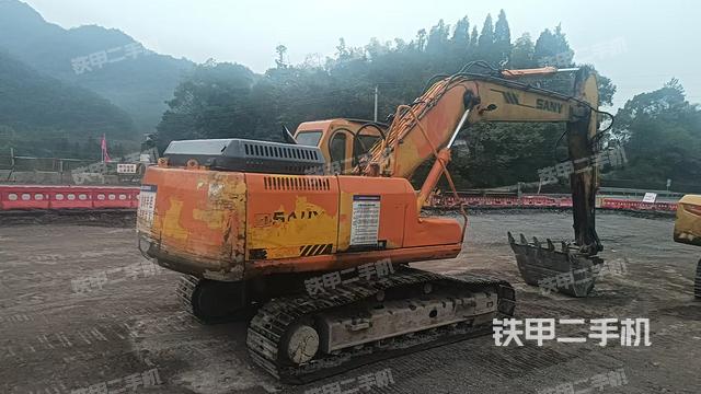 整機(jī)右后45°（整機(jī)外觀）