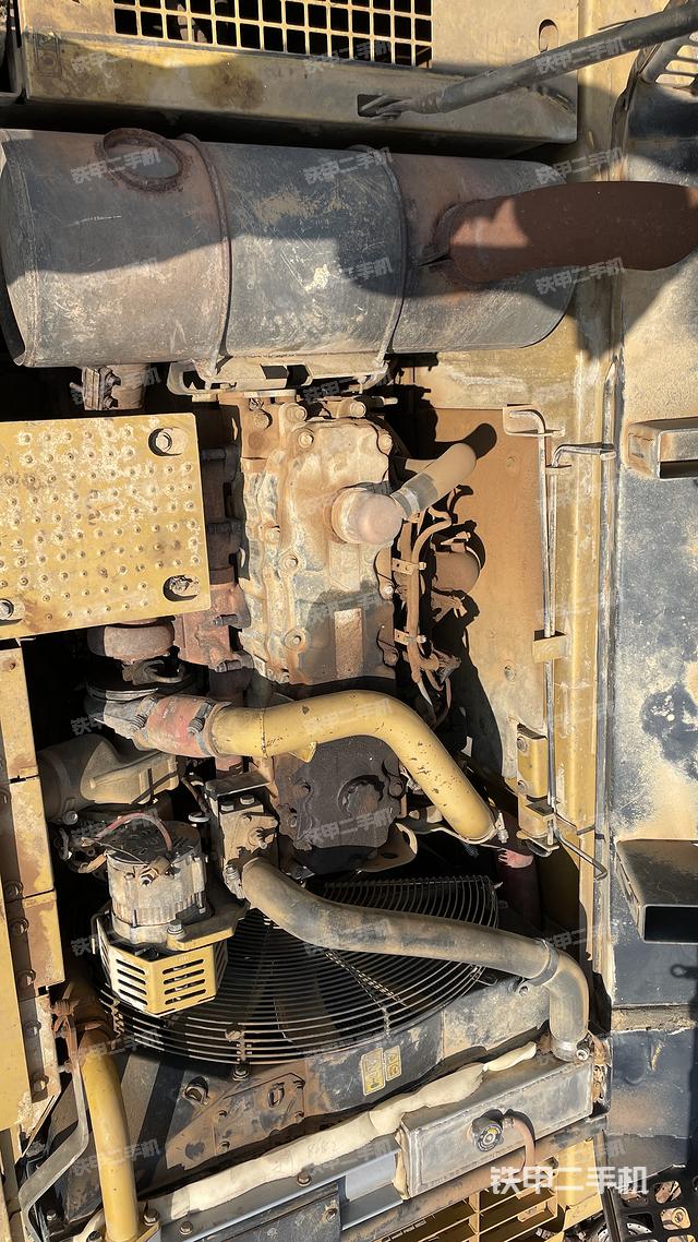 发动机整体俯视（整机外观）