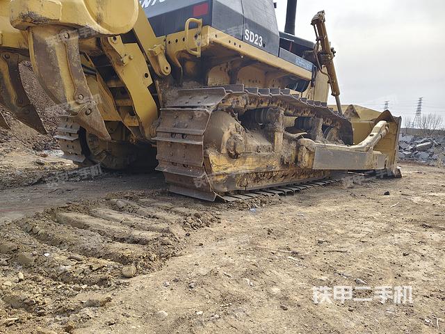 整机左侧（设备外观及核心部件）