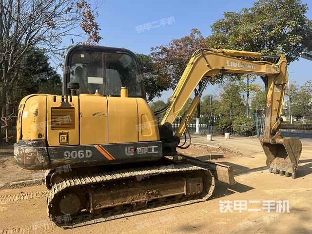 右前45(整機(jī)外觀) 右前45(整機(jī)外觀)