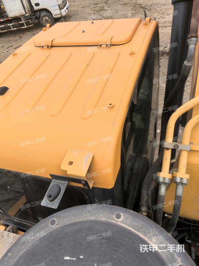 駕駛室頂部俯視（上車部件）