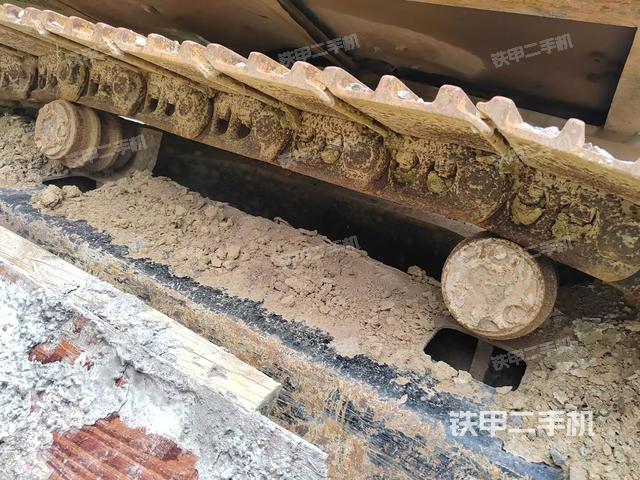 单侧履带整体（整机外观）