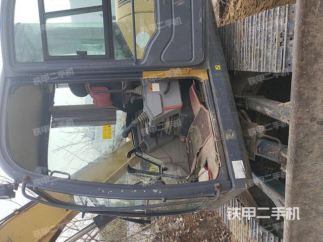 驾驶室整体（整机外观）