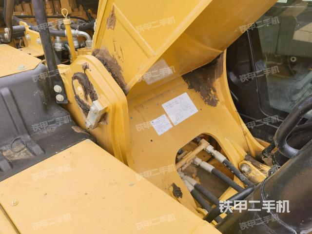 大臂根部?斜視（工作和回轉(zhuǎn)裝置）