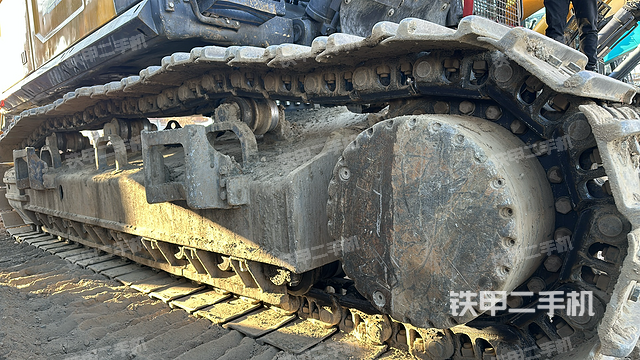 单侧履带整体（整机外观）