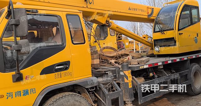 整機右側(cè)(設備外觀及核心部件) 整機右側(cè)(設備外觀及核心部件)