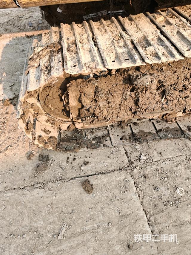 左導向輪(行走機構) 左導向輪(行走機構)