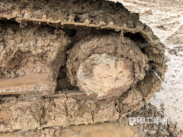 右驅(qū)動(dòng)輪(行走機(jī)構(gòu)) 右驅(qū)動(dòng)輪(行走機(jī)構(gòu))