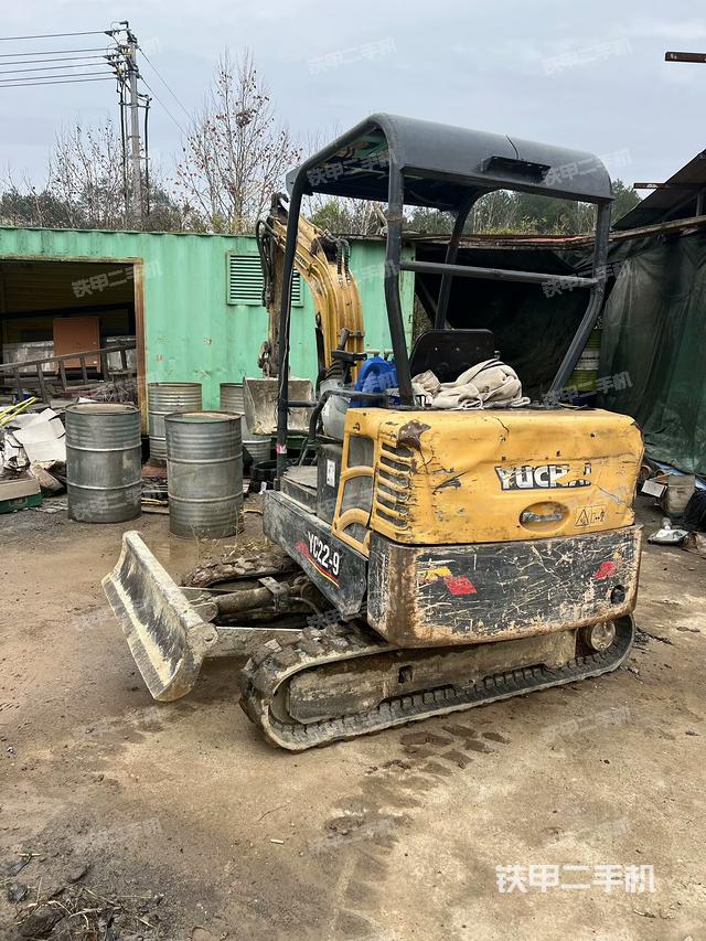 駕駛室整體（整機(jī)外觀）