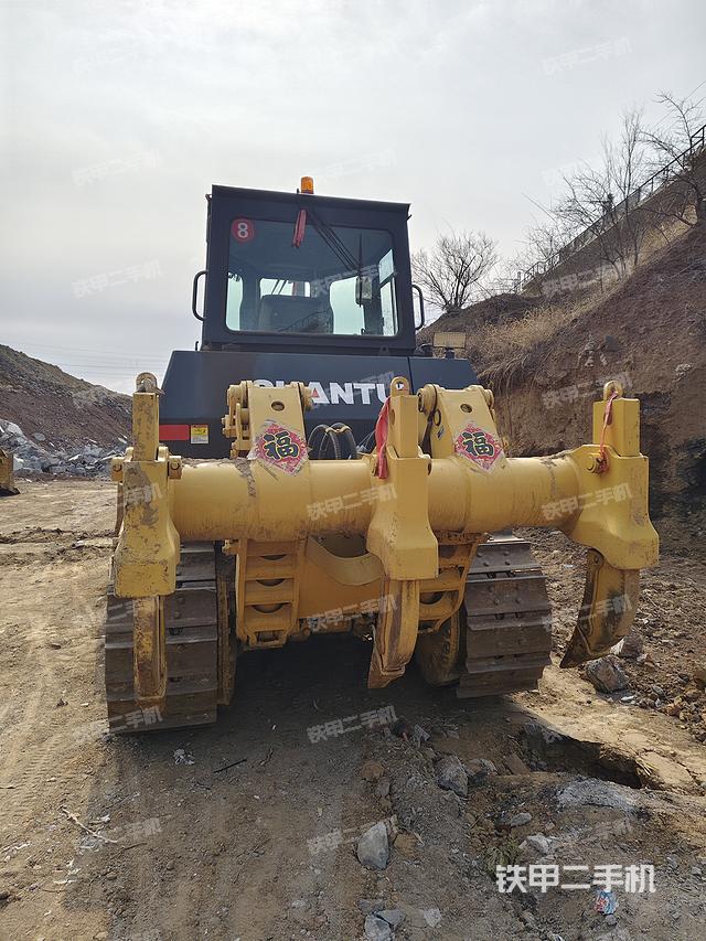 整机右后45°（设备外观及核心部件）