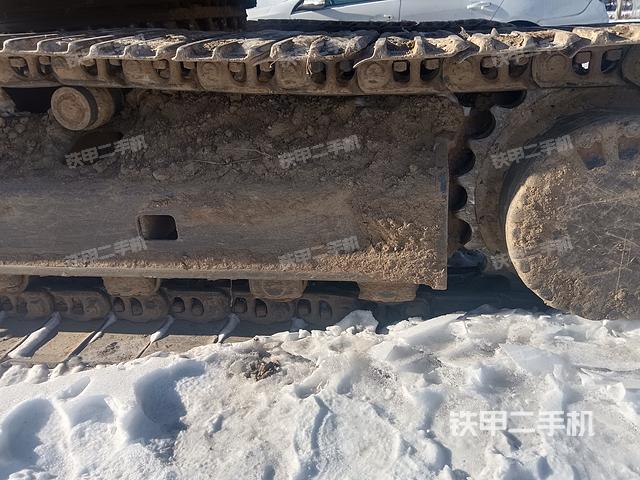 單側(cè)履帶整體（整機(jī)外觀）