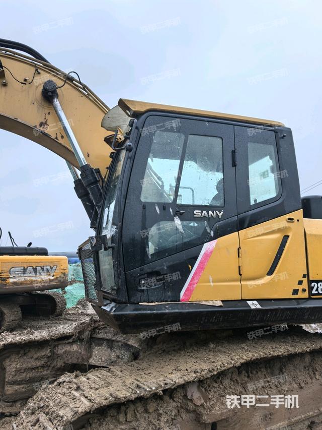 顯示屏?(駕駛室部分) 顯示屏?(駕駛室部分)